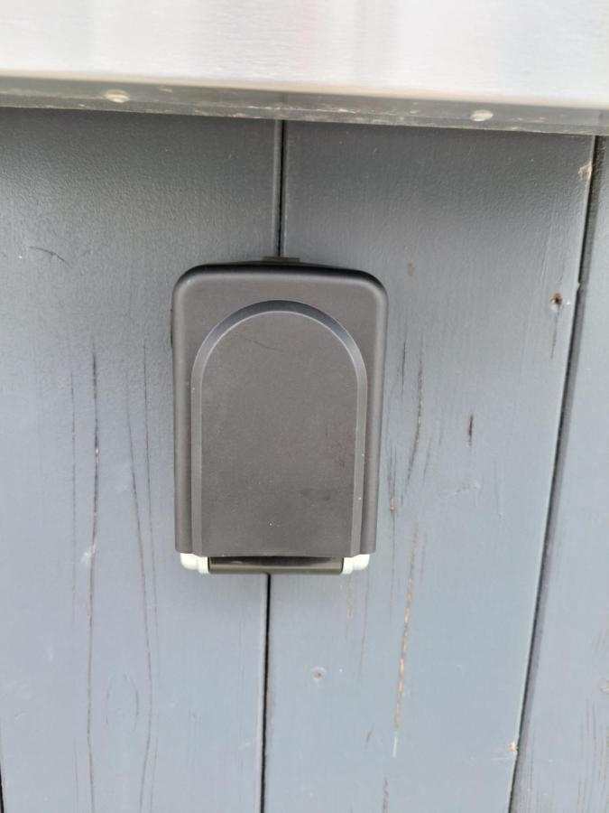 Elxleben Ganze Ferienwohnung 5 Km Von Erfurt, Mit Kaffeevollautomat, Tv, Wlan, Boxspringbett, Schlafsofa Und Einkaufsmoeglichkeiten, Sehr Gute Anbindung Zur A71 Und A4, Kostenloser Oeff Parkplatz Fuer Pkw Und Transporter מראה חיצוני תמונה